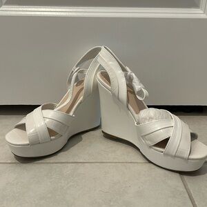 Brand New Qupid White Wedges